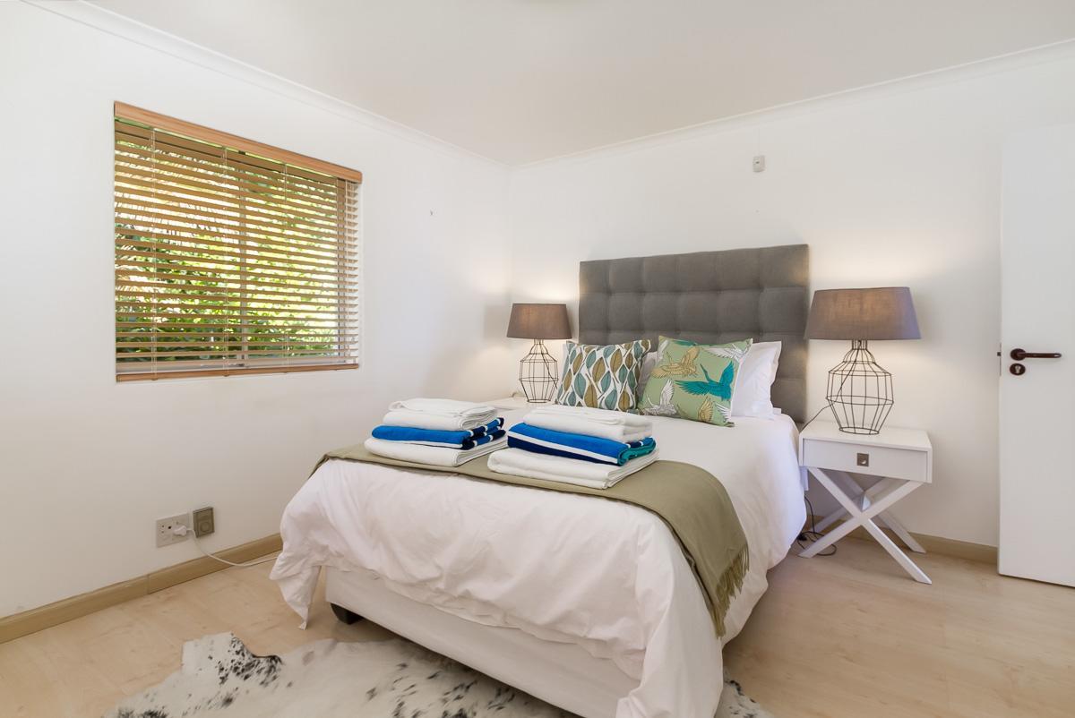 Classic Clifton Apartment *