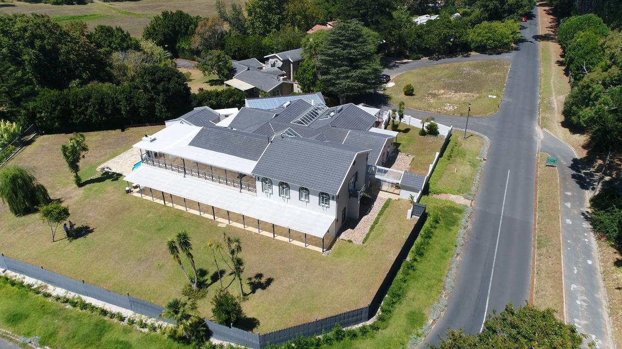 Acquavitae Guest house Cape Town