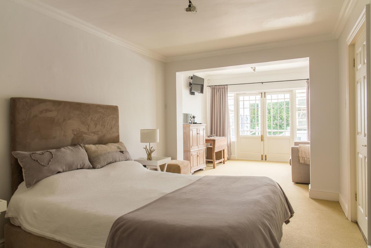 Acquavitae Guest house 3*
