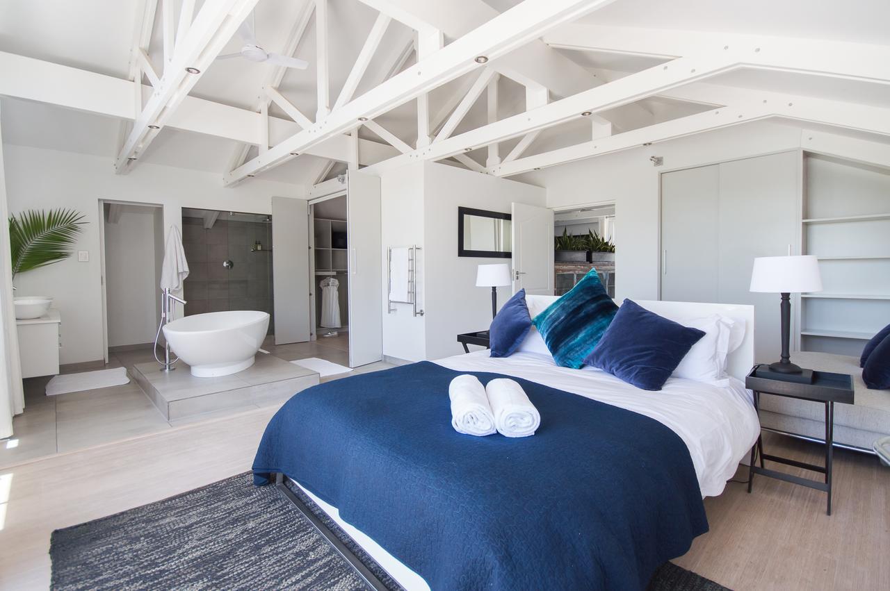 Cricklewood Place - Luxury Holiday Homes * Cape Town