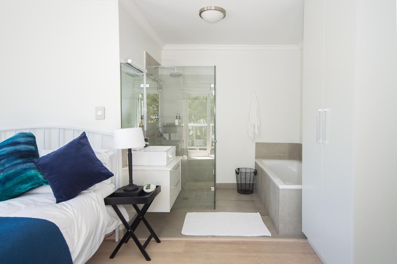 Cricklewood Place - Luxury Holiday Homes * Cape Town