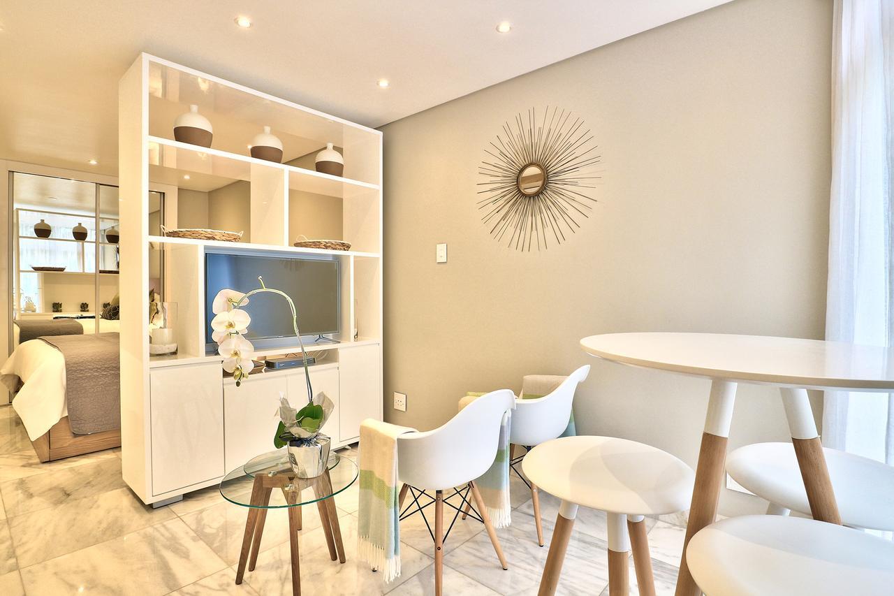 Studio Hyde Park * Cape Town