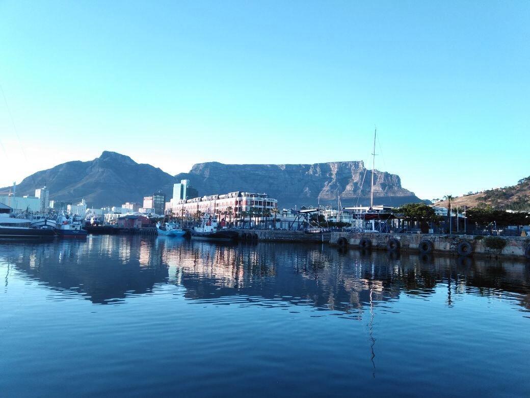 Jackie O Classic Luxury Yacht & Boutique Botel Cape Town