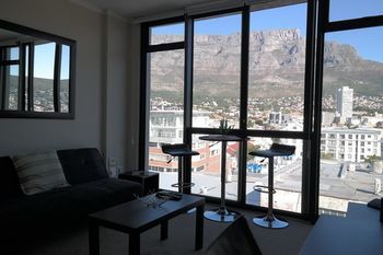 Urban Oasis At The Four Seasons Apartment