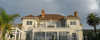 Rhonda's Manor 4*