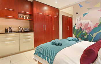 Cape Eazi Stayz Icon Cape Town