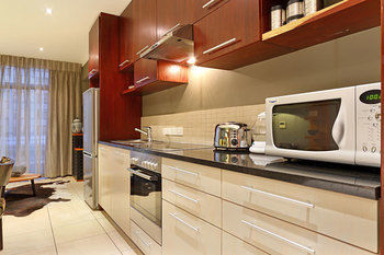 Cape Eazi Stayz Icon Hotel
