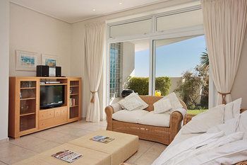Bay Reflections Camps Bay Luxury Serviced Casa de hóspedes Cidade Do Cabo