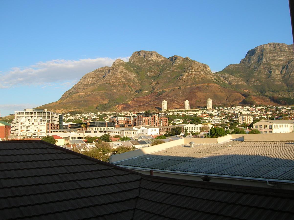 Anzac Backpackers * Cape Town