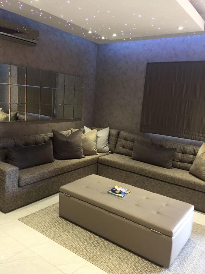 Brighton Court Beachfront Luxury *