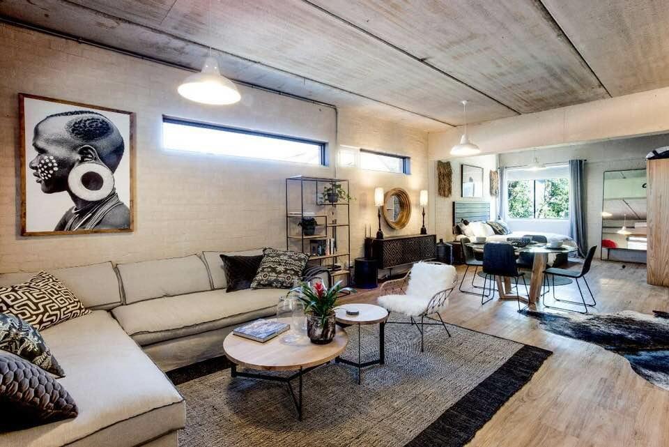 Swift Contemporary Studio Apartment * Cape Town