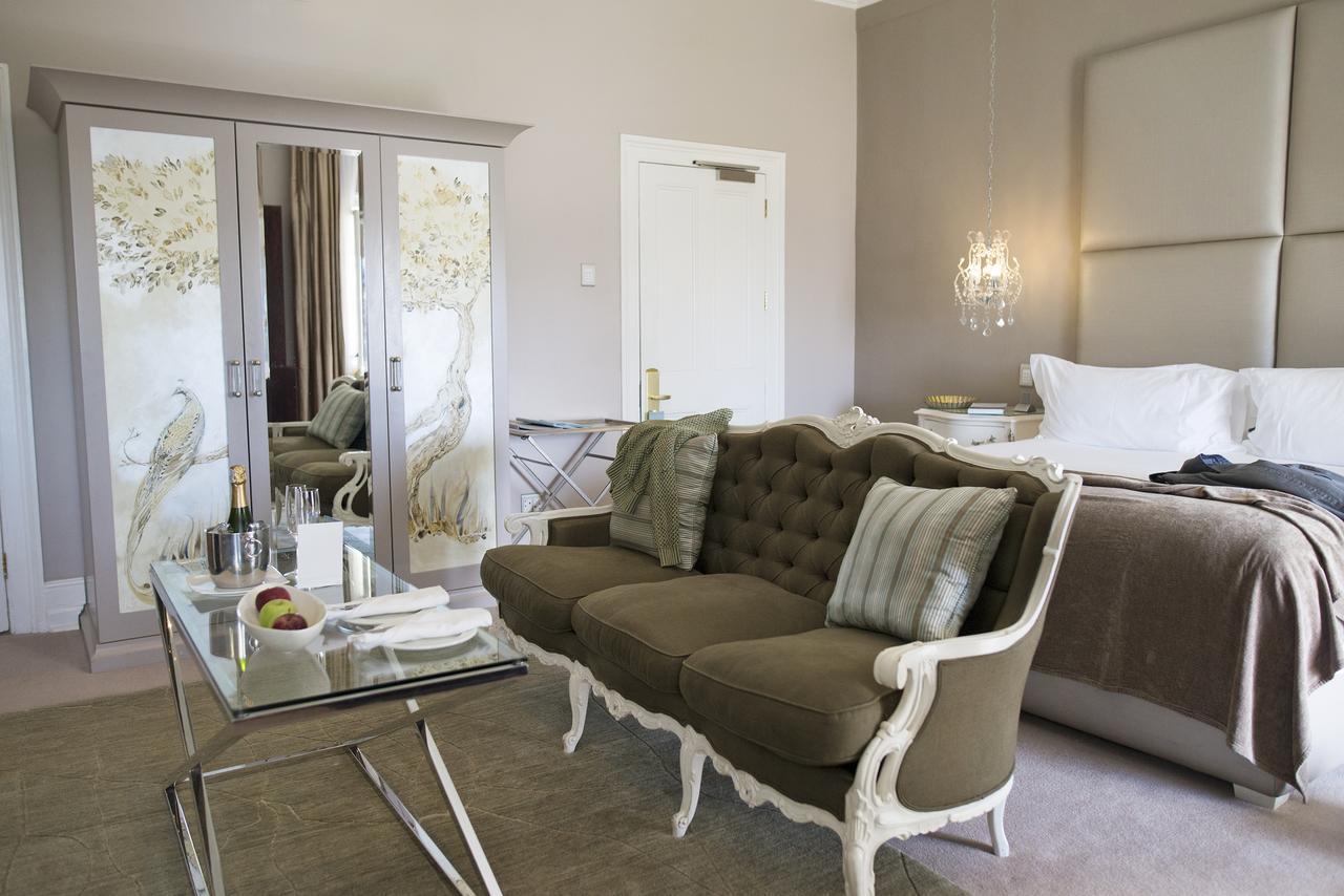 Dock House Boutique And By Newmark Hotel