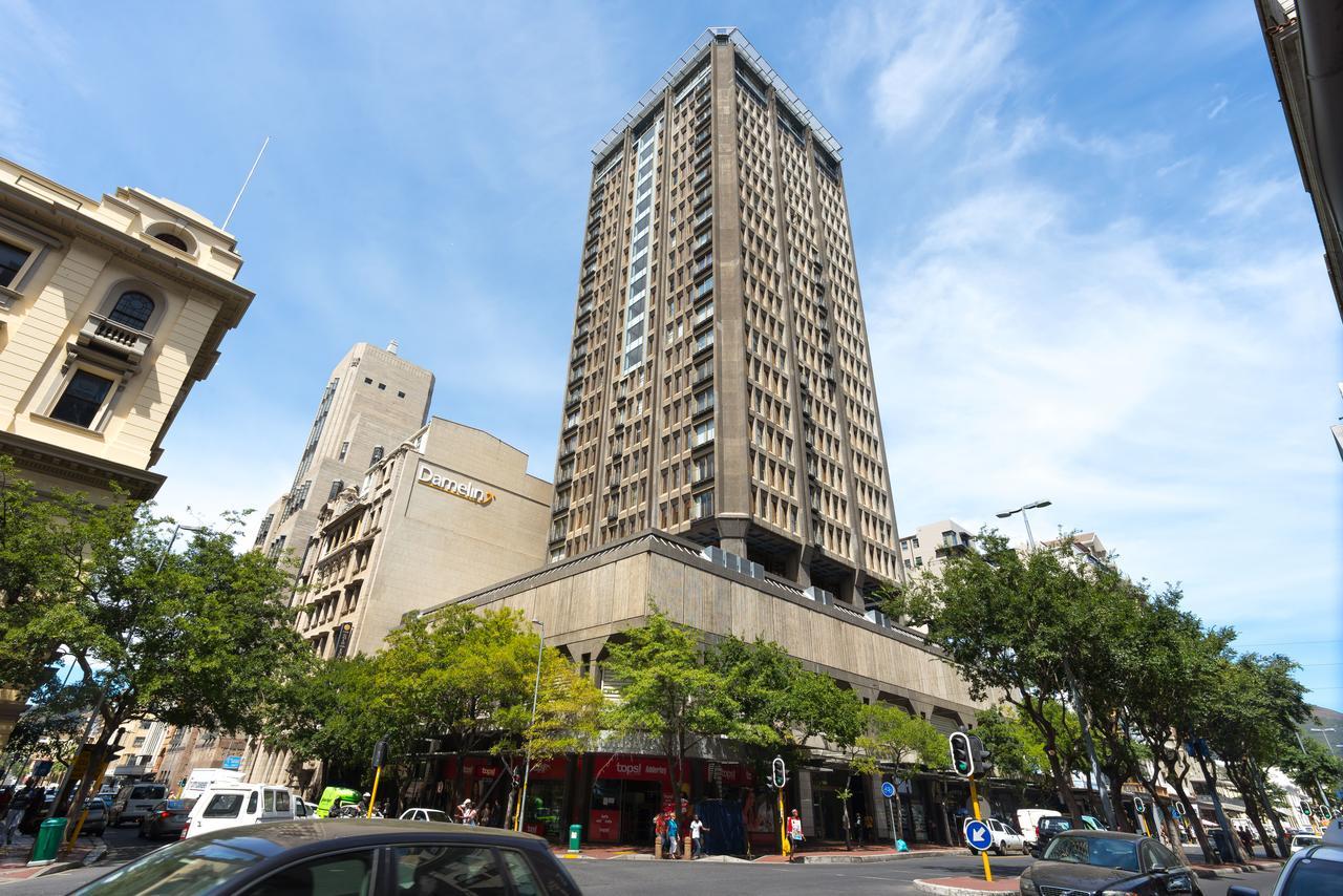 Cartwrights Corner Apartment *