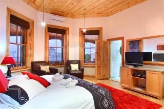 Wilton Manor Solar Energy Guest house