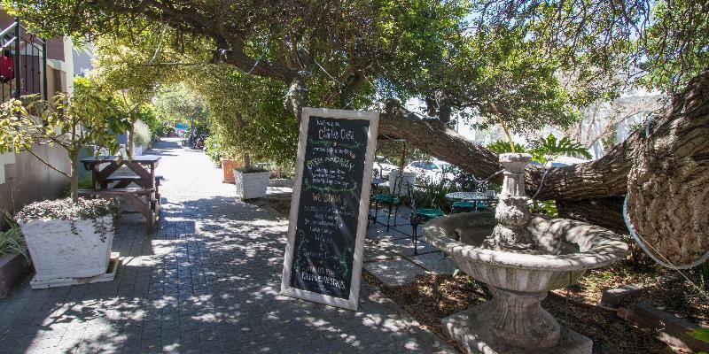 108 Waterkant * Cape Town