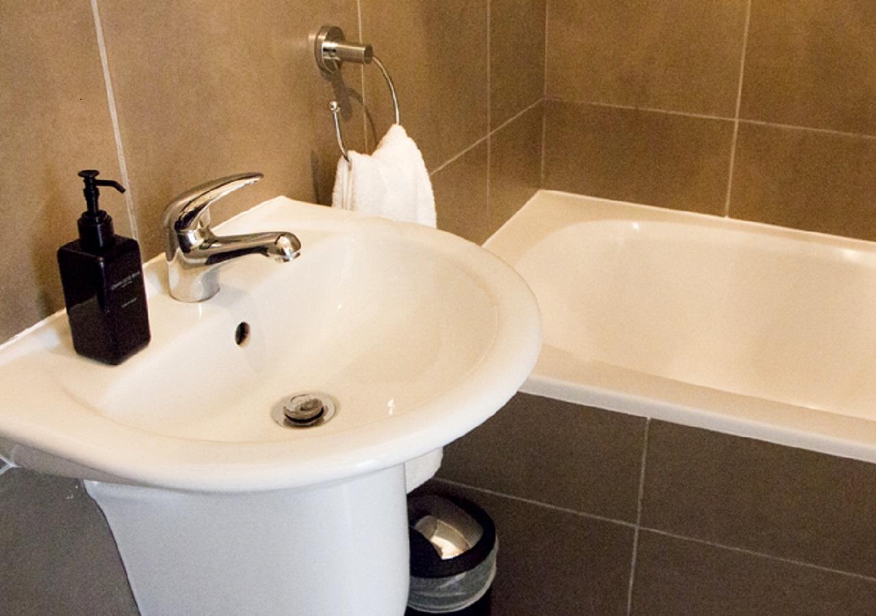 Canterbury Square Apartment