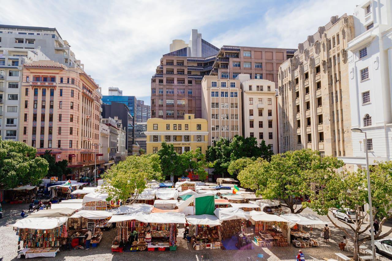 The Square 332 By Ctha