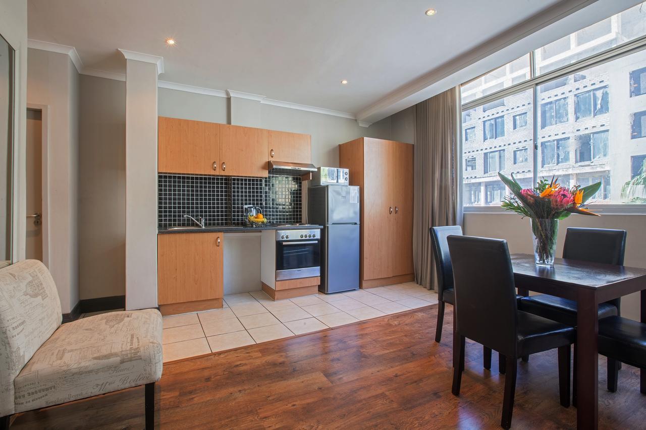 The Square 332 By Ctha * Cape Town