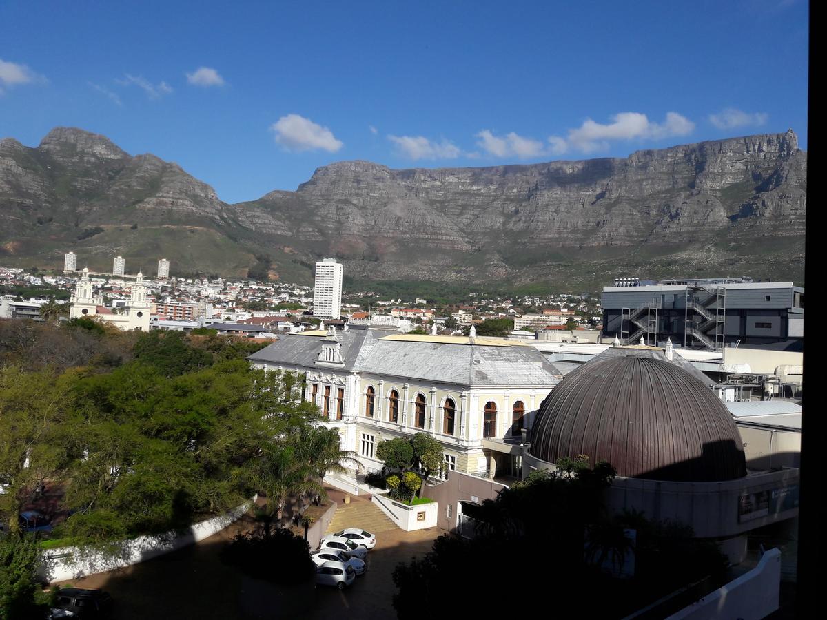 Apartment Holyrood 603 Cape Town
