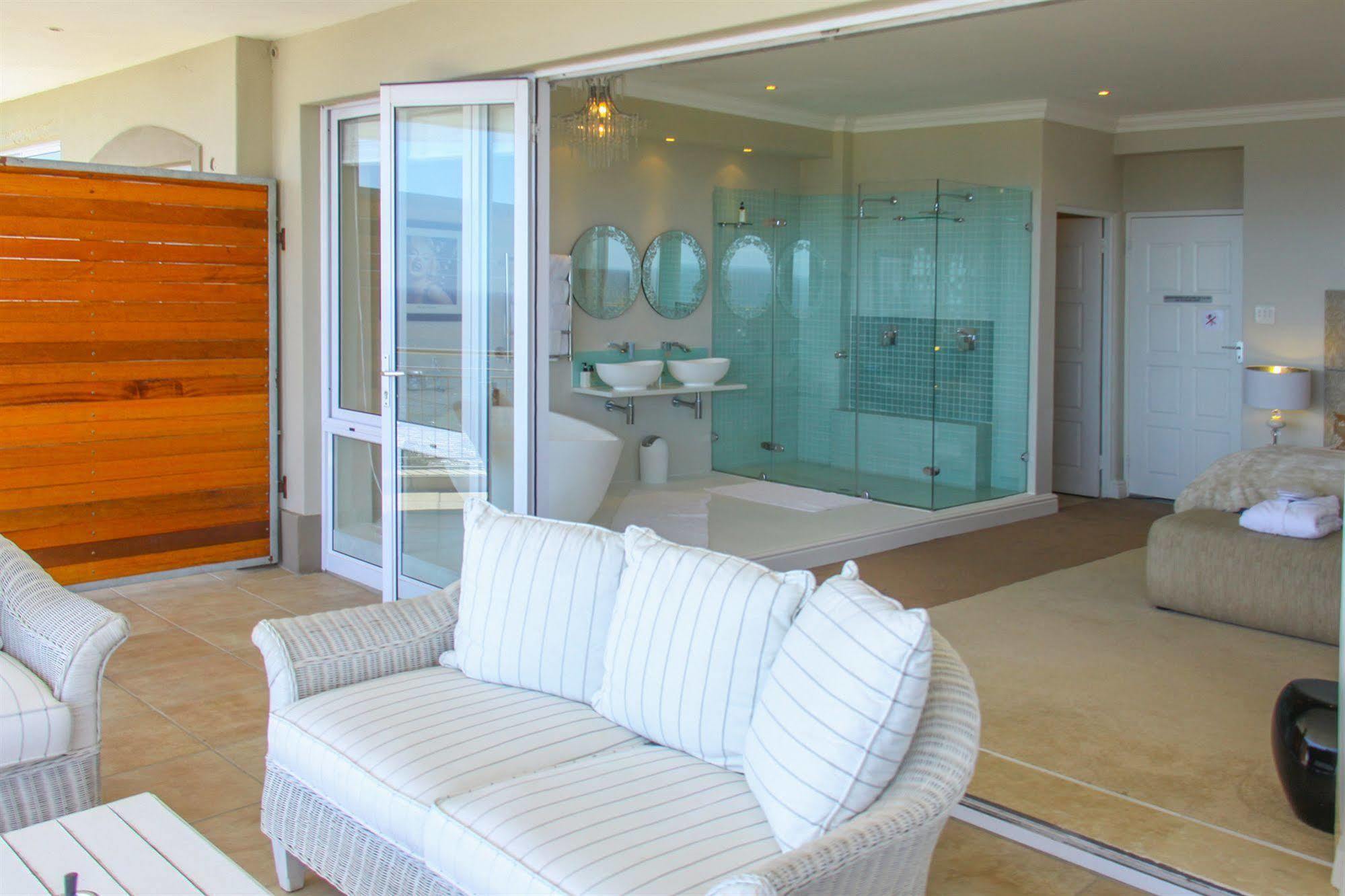 3 On Camps Bay
