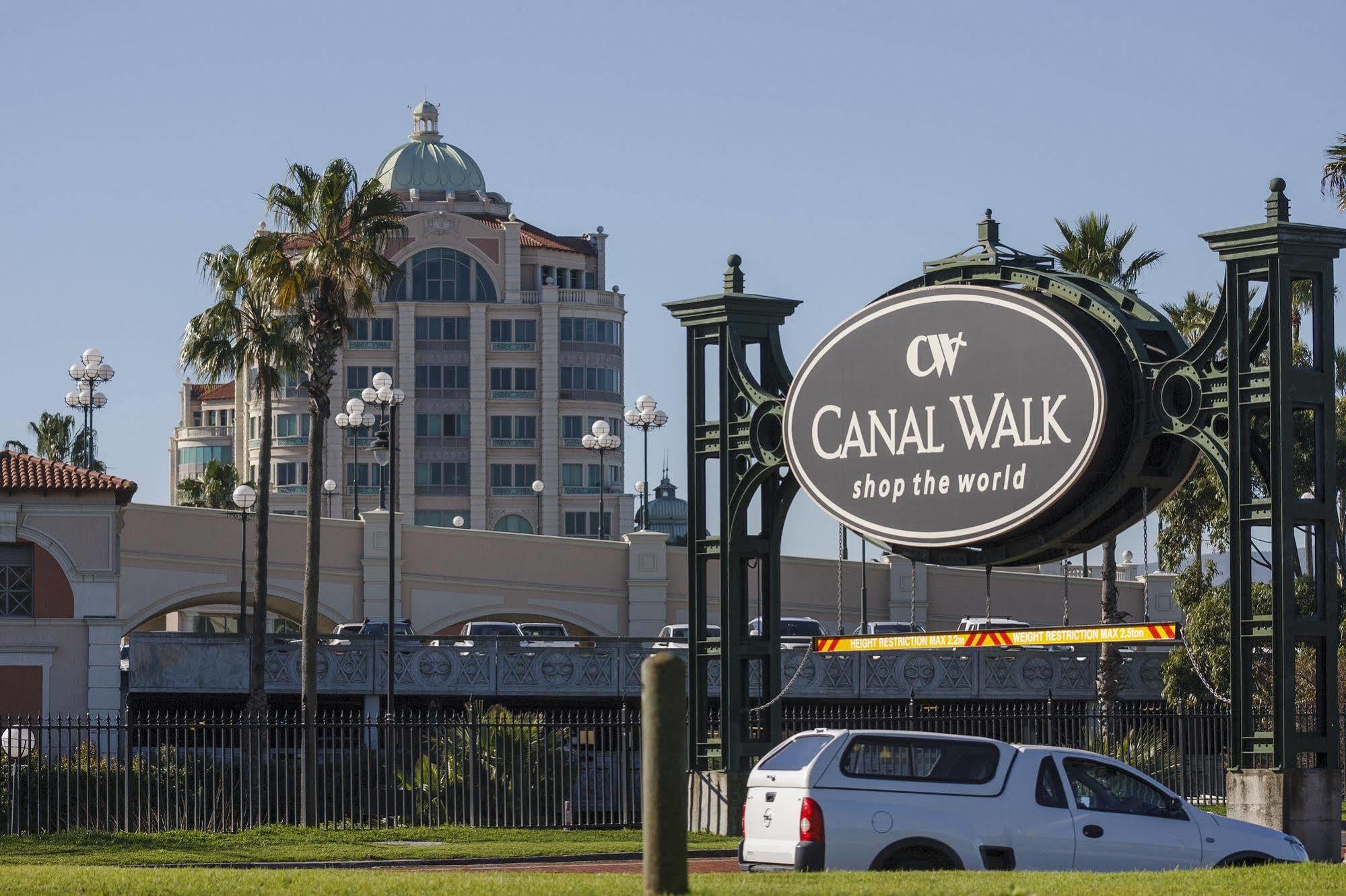 Island Club & Aparthotel Cape Town