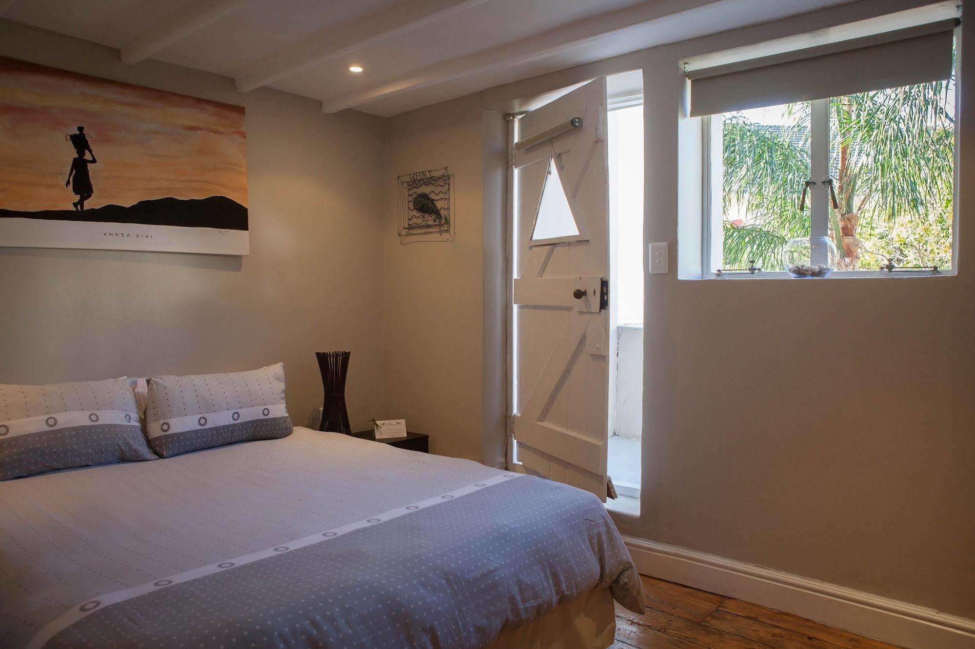 Guest house The Lions Cape Town