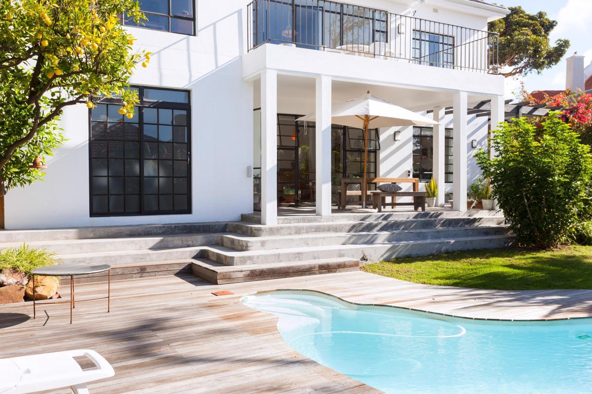 9 Tuinhuis Cape Town