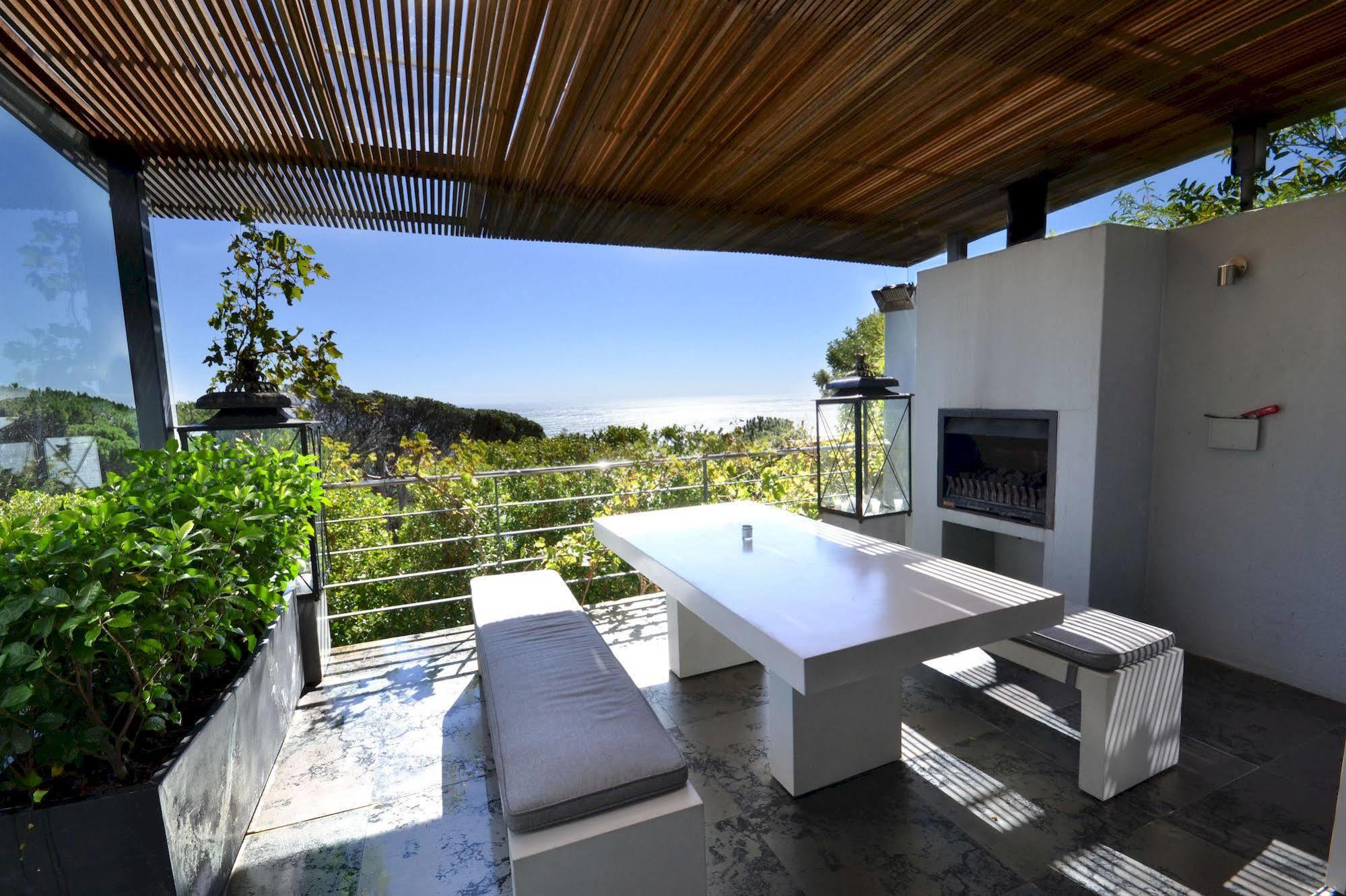 Scandinavian Mansion. 9 Bedroom Palace. Villa Cape Town