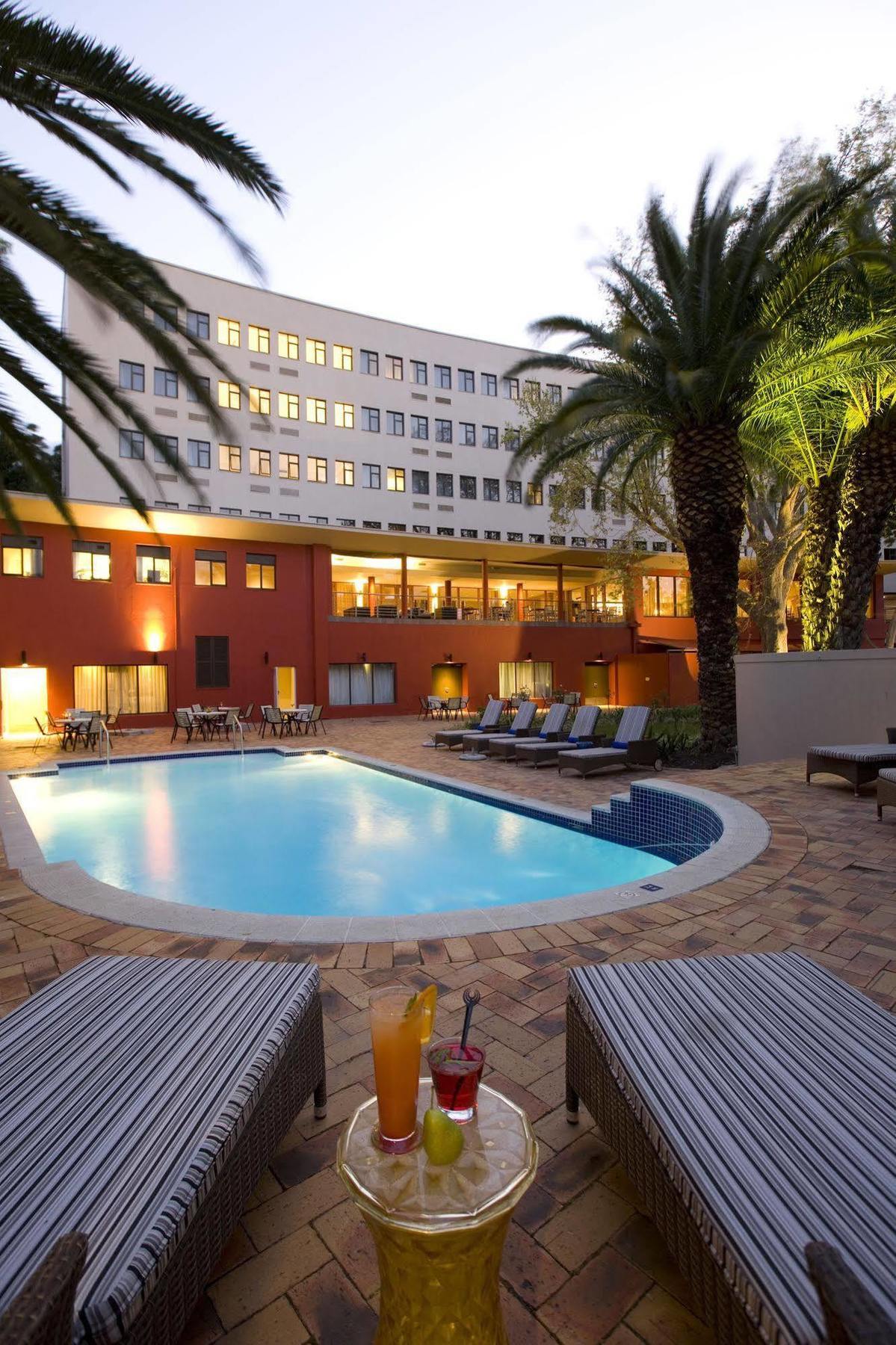 Hotel Sunsquare Gardens 4*