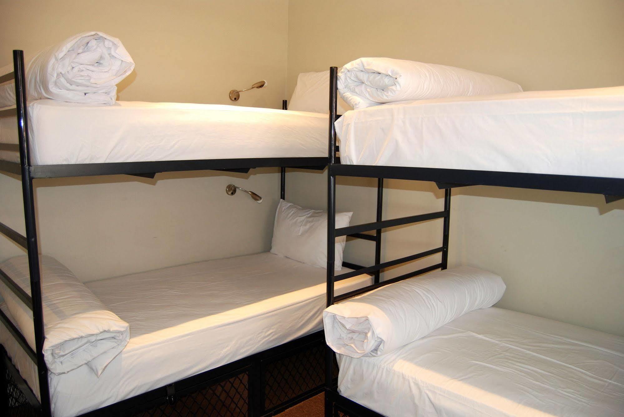 Hostel Ashanti Point *