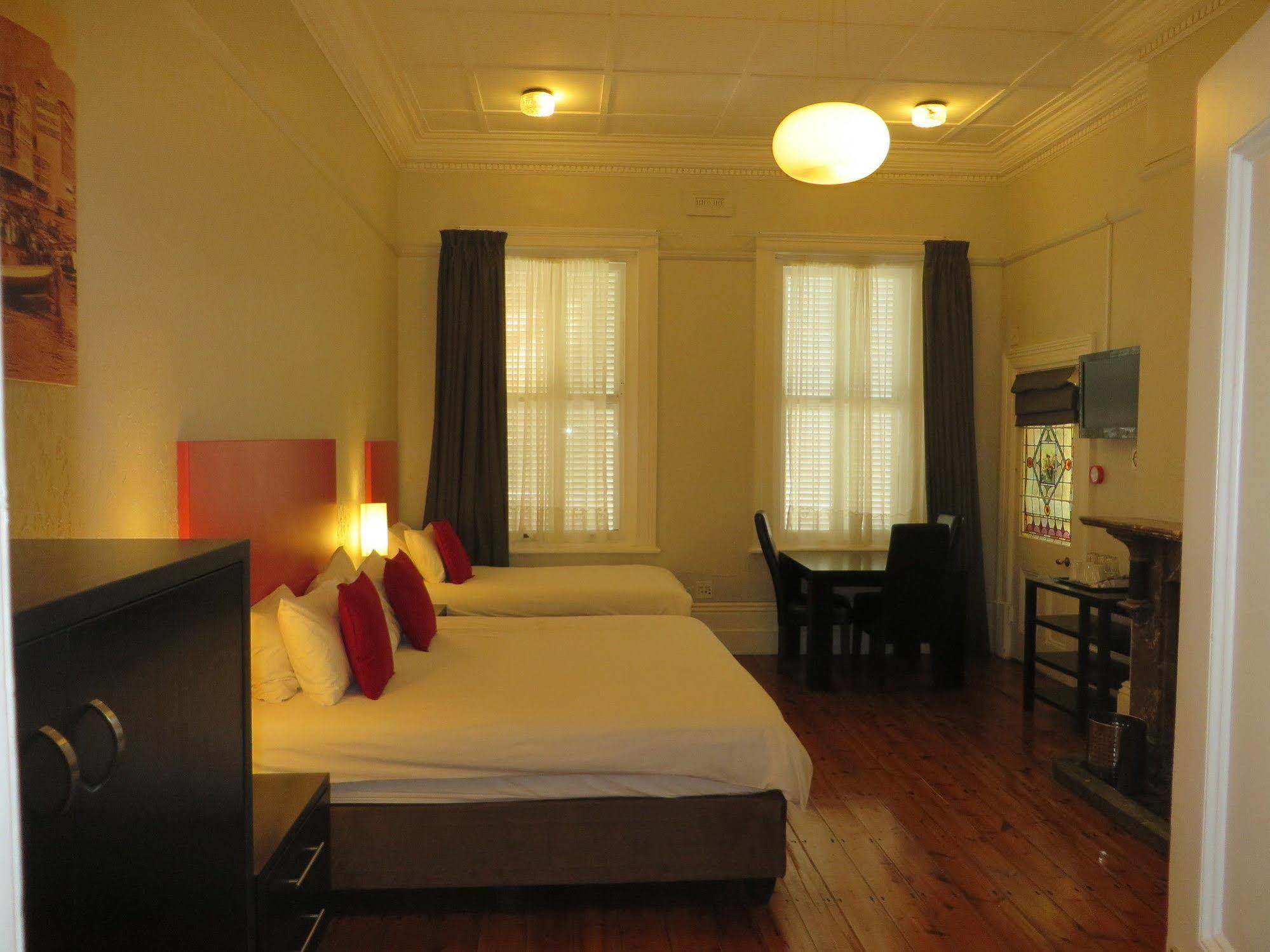 Guest house Ashanti Gardens 2*