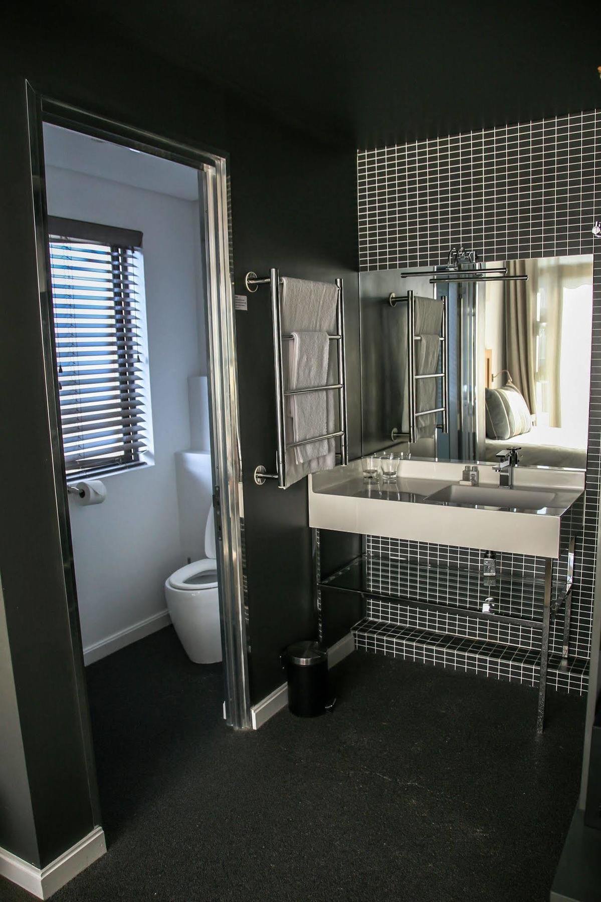 Head South 4* Cape Town