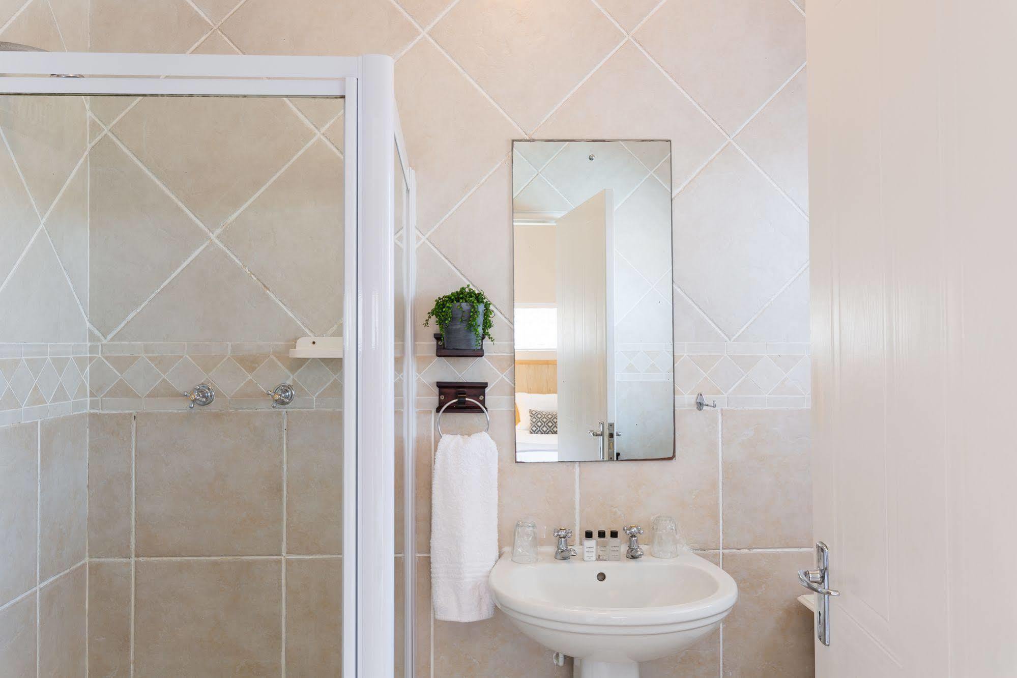 Atlantic Beach Guest house