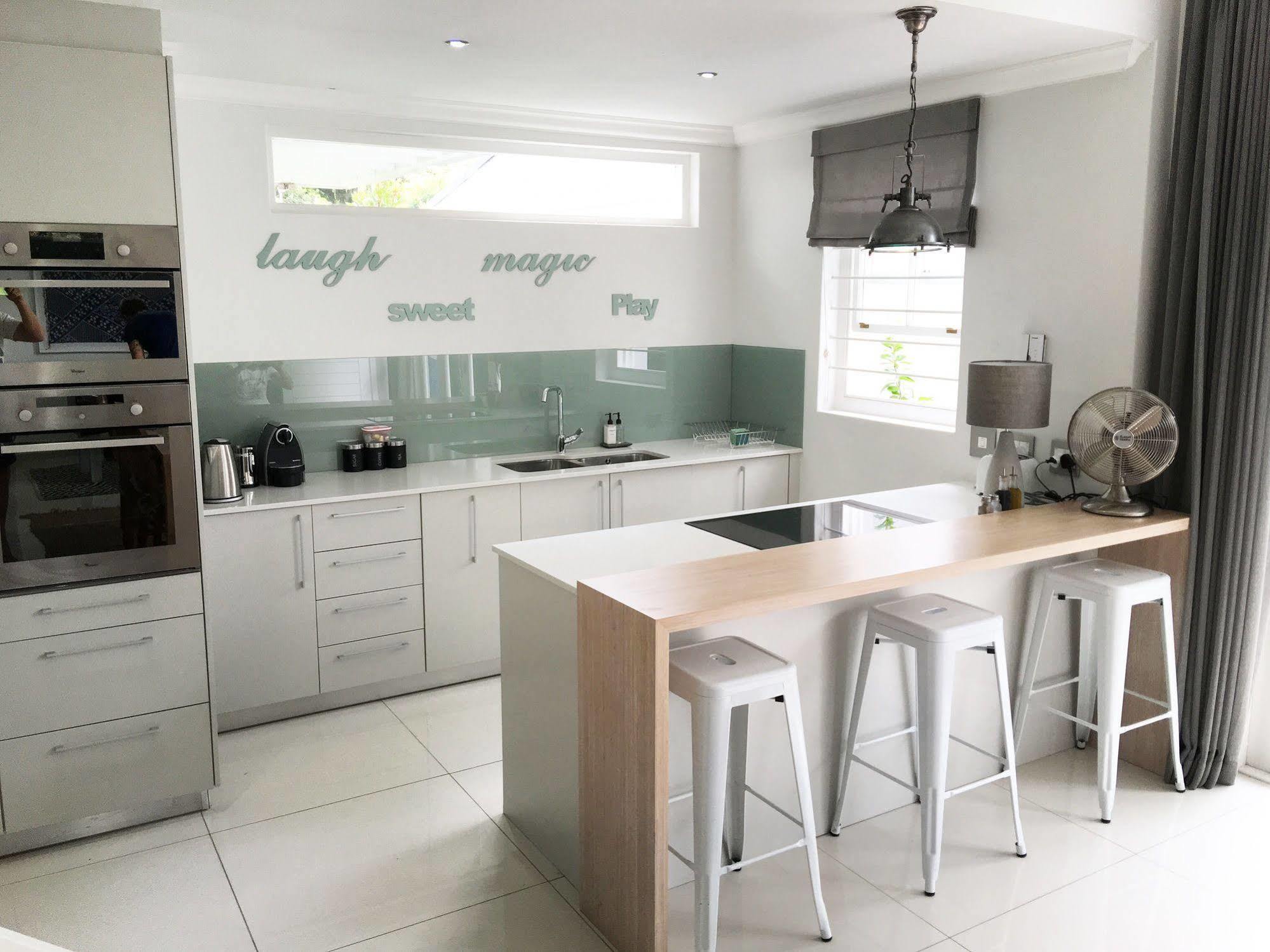 Cricklewood Place - Luxury Holiday Homes Cape Town