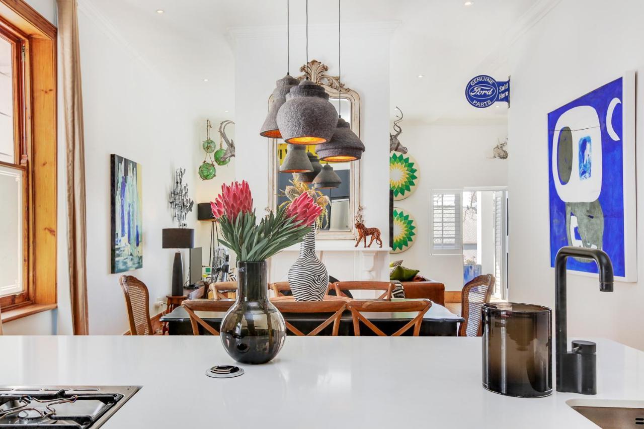 Sydney Point Villa