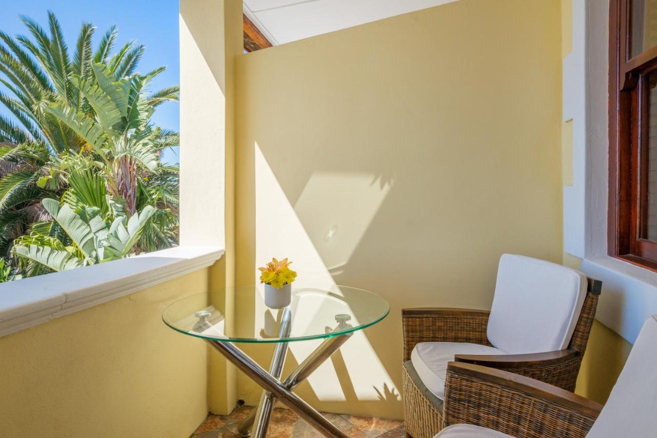 Stadium Guest house Cape Town