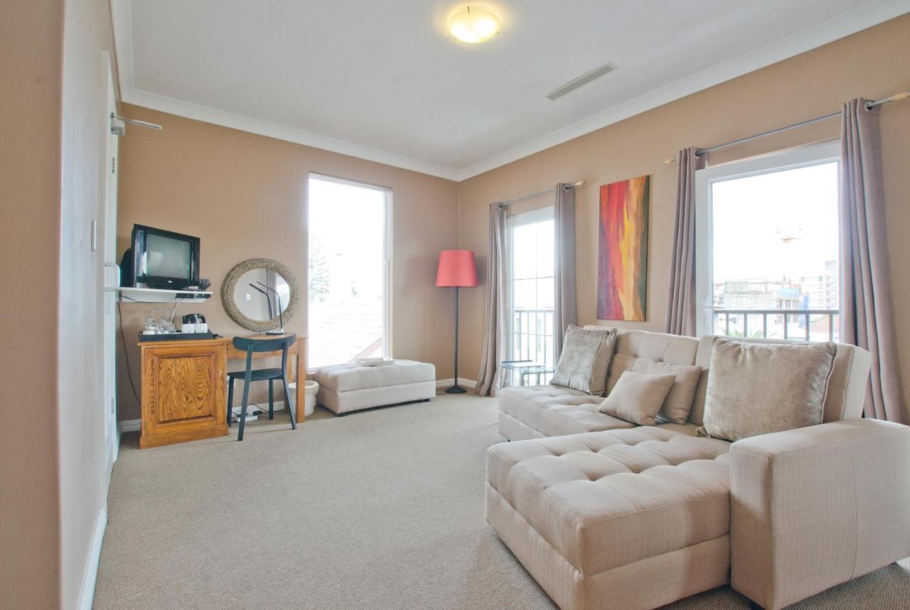 Guest house Costa Rose 4*