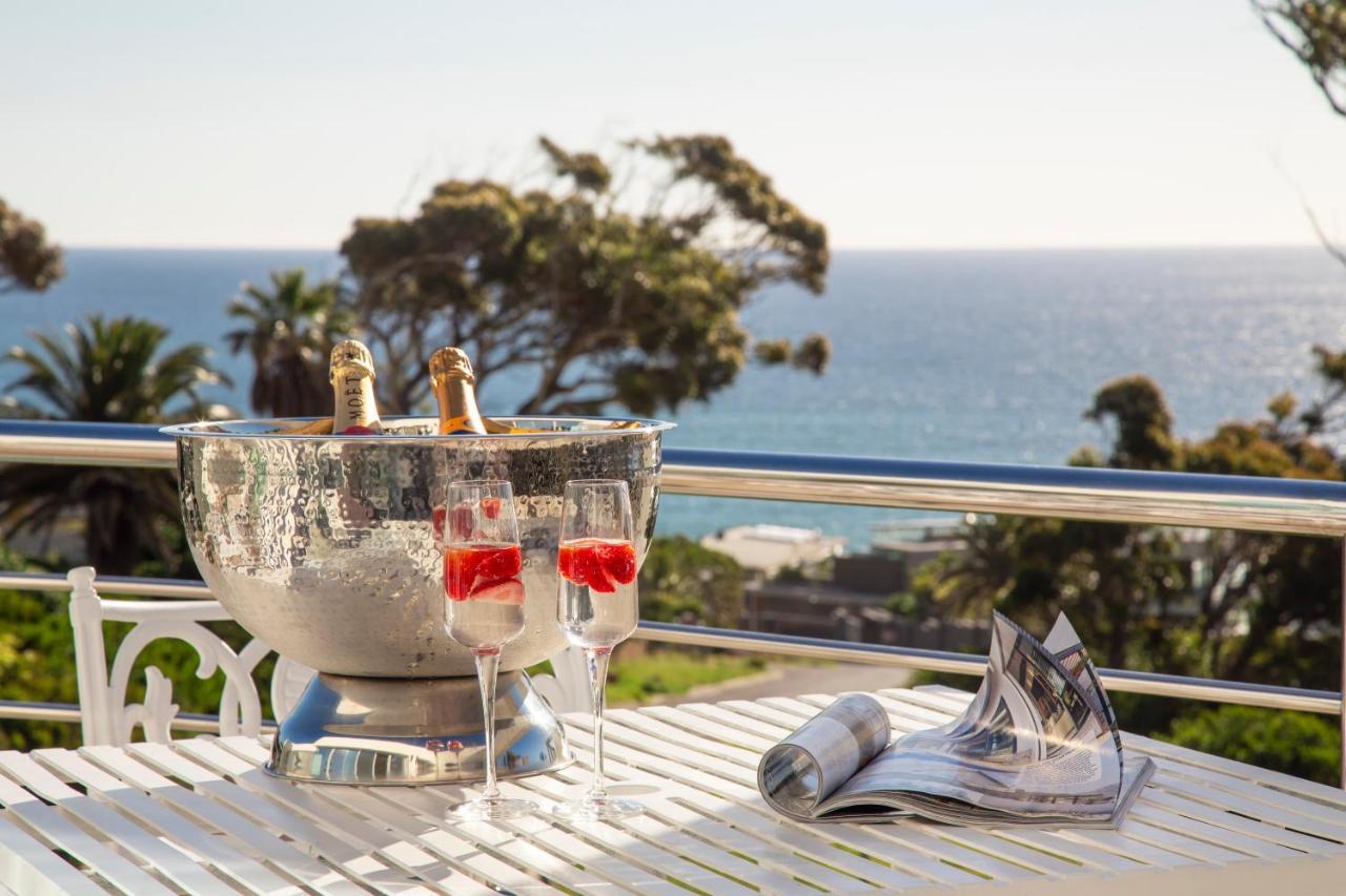 Hollywood Mansion & Camps Bay Villa