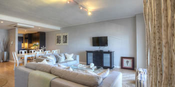 Clifton Breeze Apartment