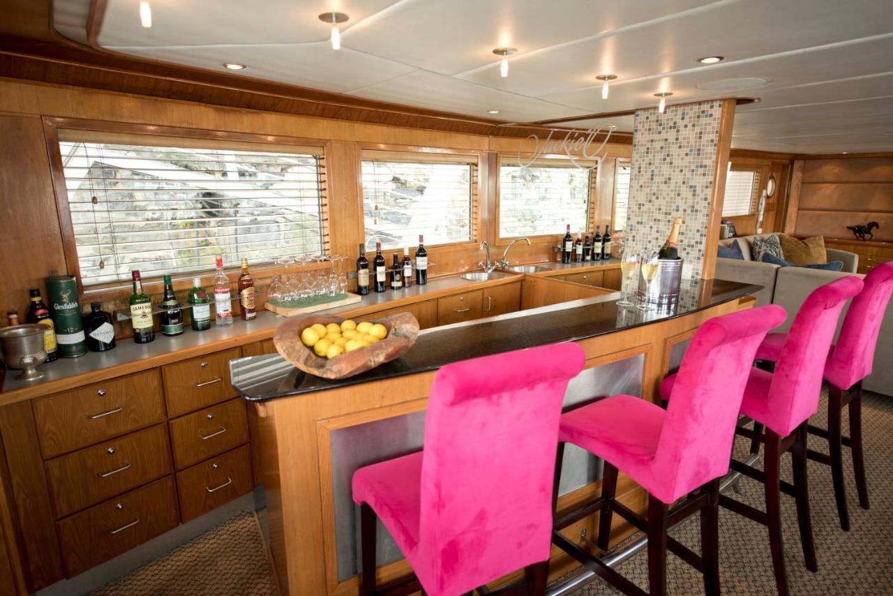 Jackie O Classic Luxury Yacht & Boutique Cape Town