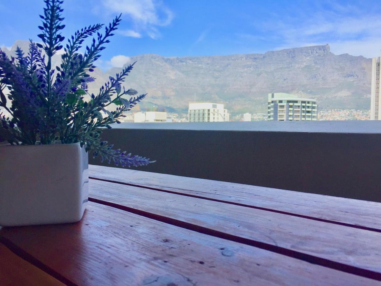 The Decks 1006 * Cape Town