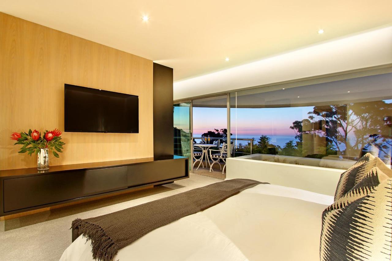Villa Hollywood Mansion & Camps Bay *