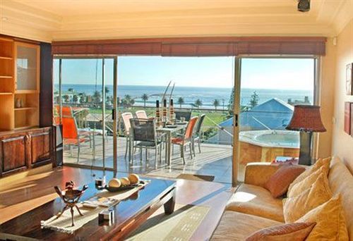 Beachside & Penthouse Apartment Cape Town