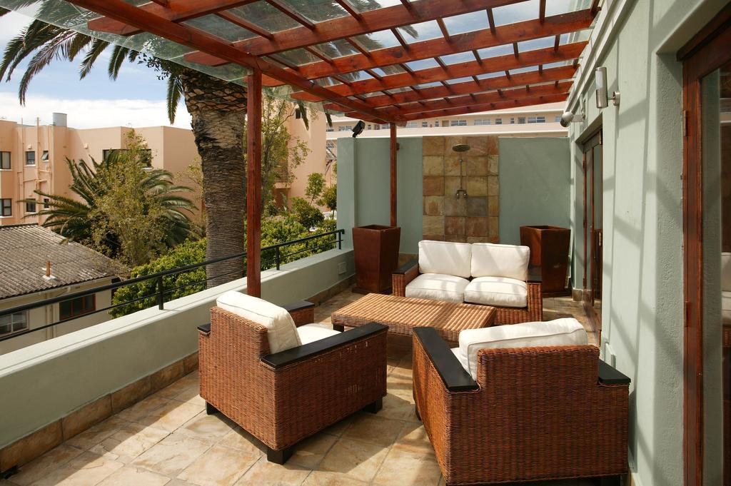 Sweet Ocean View 4*