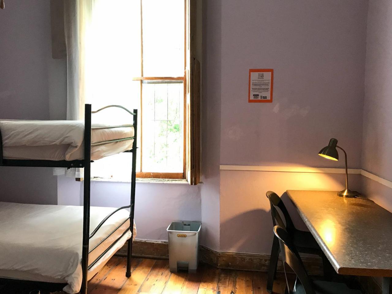 Hostel Oak Backpackers