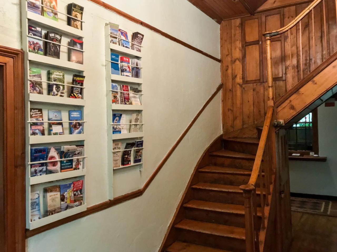 Hostel Oak Backpackers Cape Town