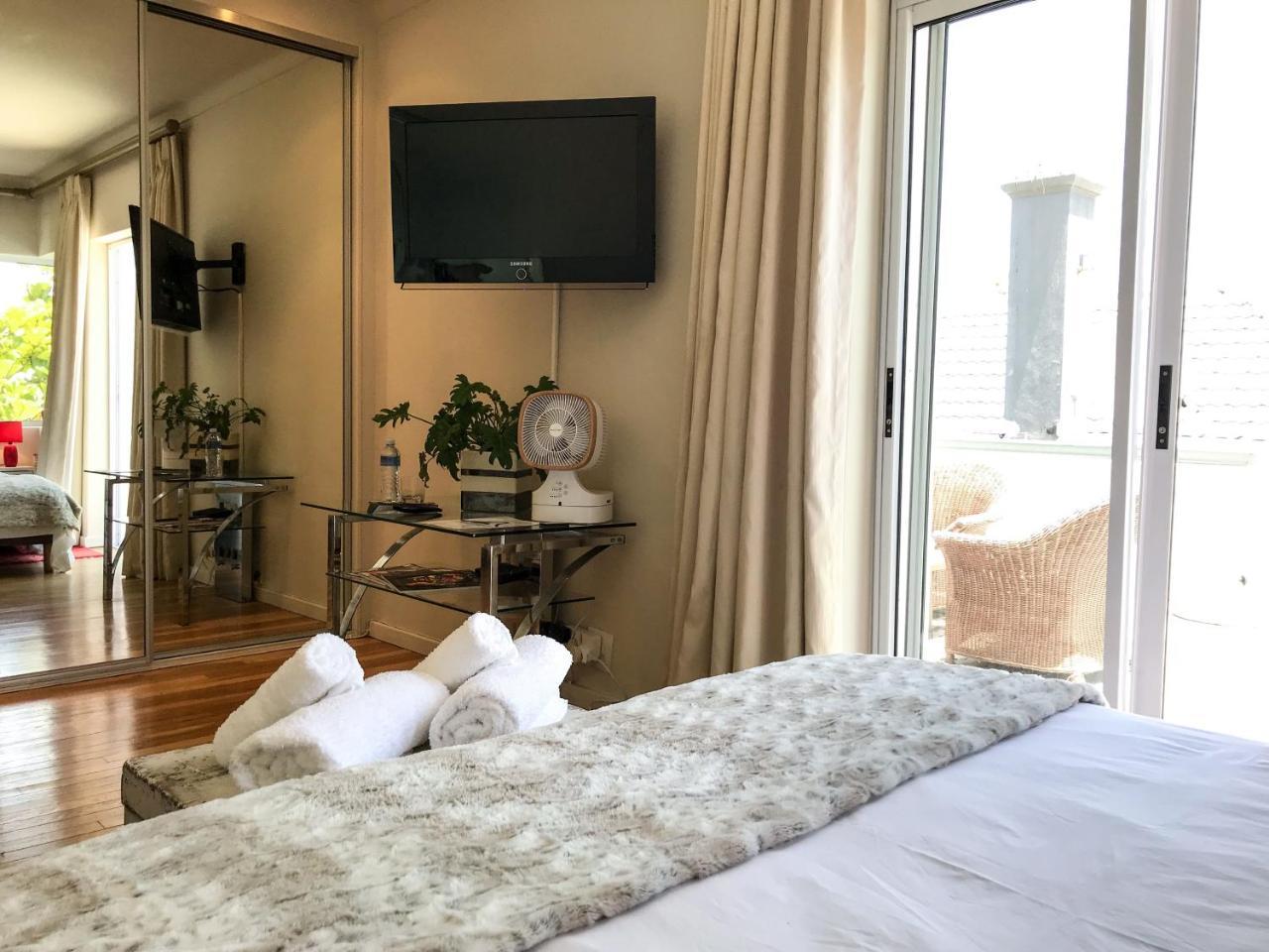 Maison Normandie Bed & Breakfast 4*