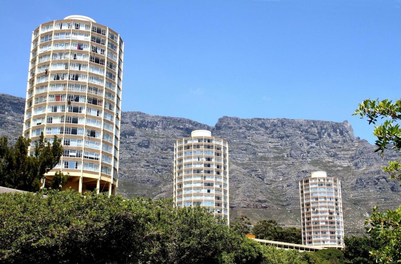 20 Belladonna Avenue Vredehoek 2* Cape Town