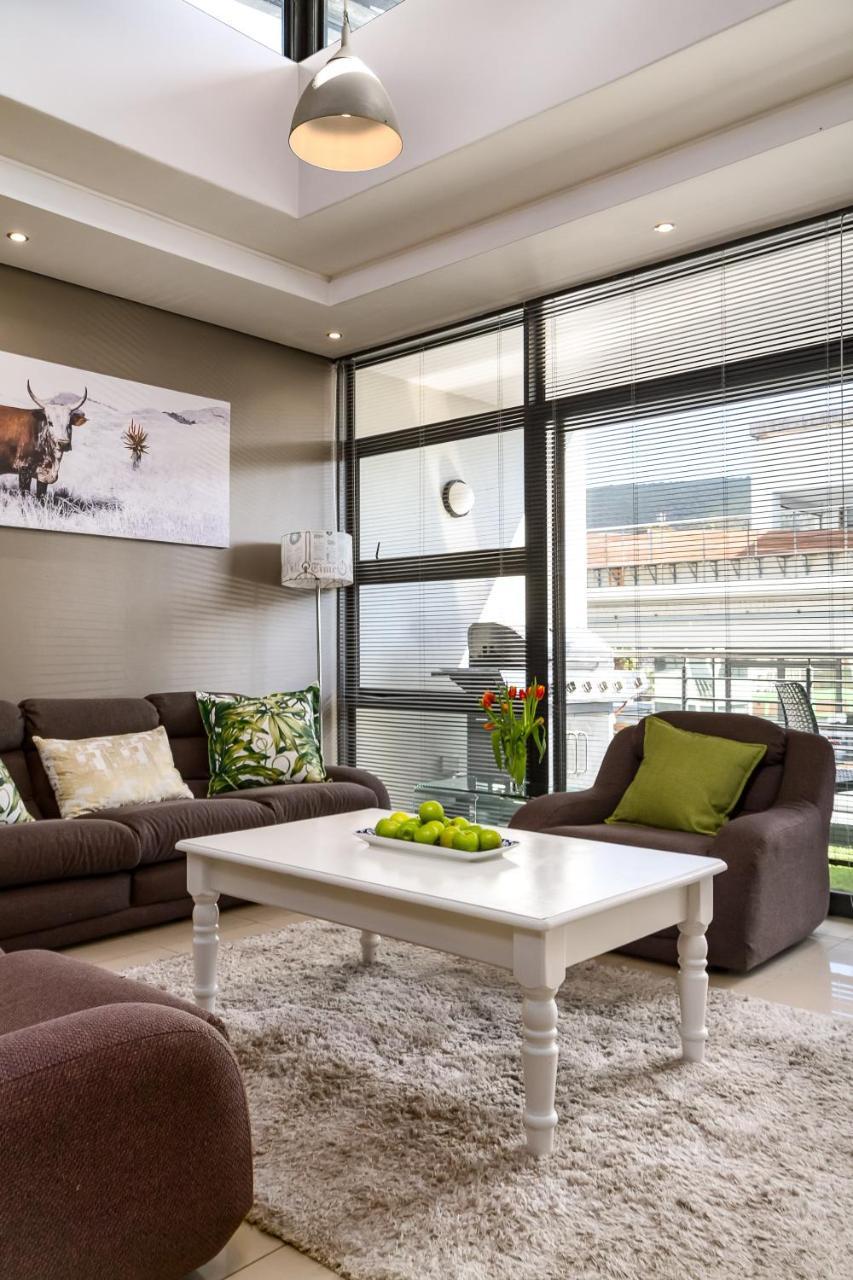 Flatrock Apartment