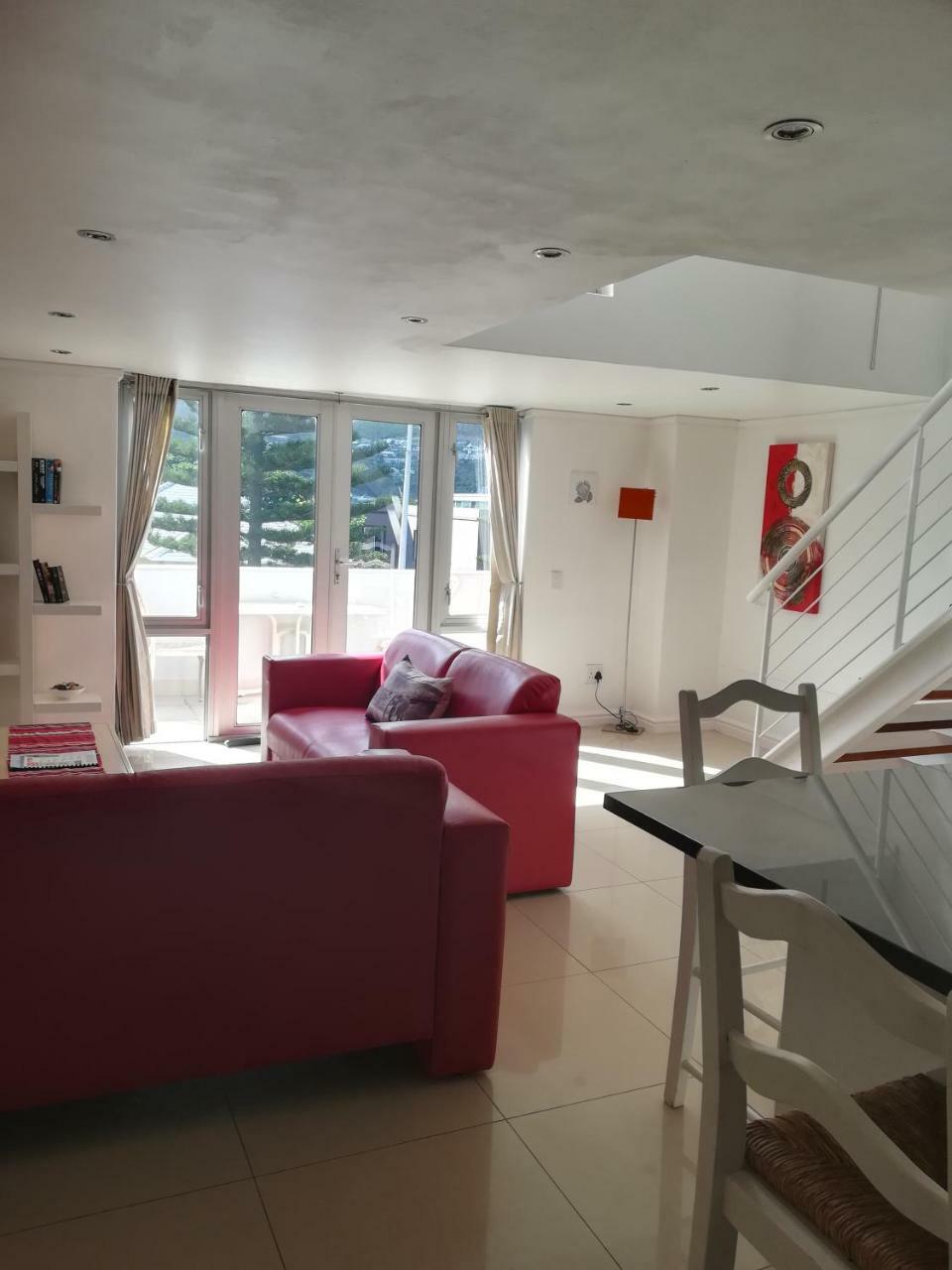 Victoria Beach Apartment